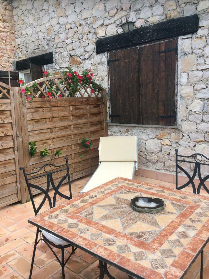 B&B H.M. Sonnino Exterior foto